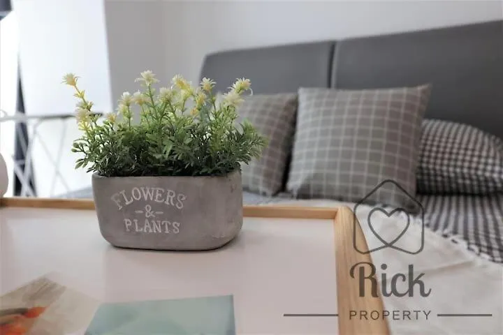 Apartment Ss15 Courtyard Subang Jaya Sunway Cozy Modern Studio Google Tv Netflix Lrt 100M #03