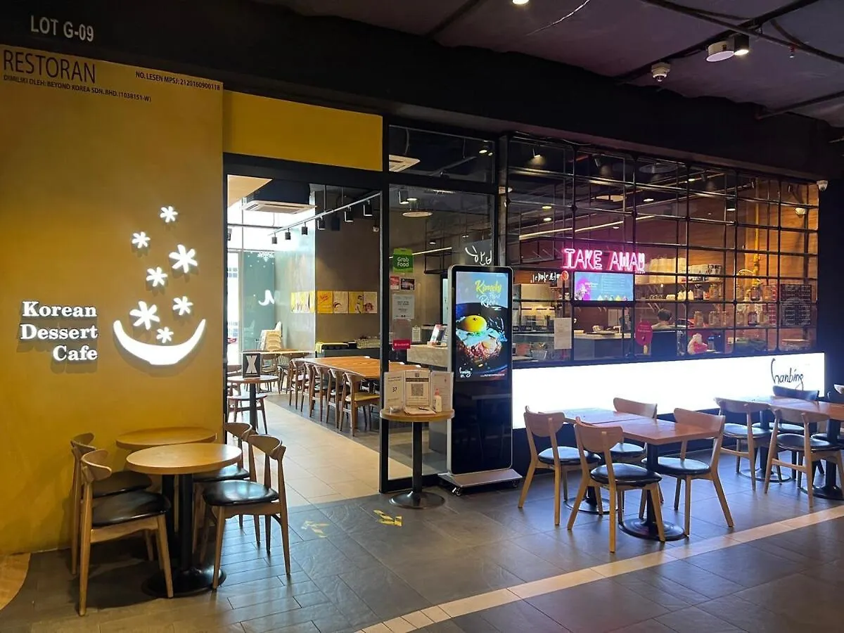 Ss15 Courtyard Subang Jaya Sunway Cozy Modern Studio Google Tv Netflix Lrt 100M #03 0*,  Malaysia