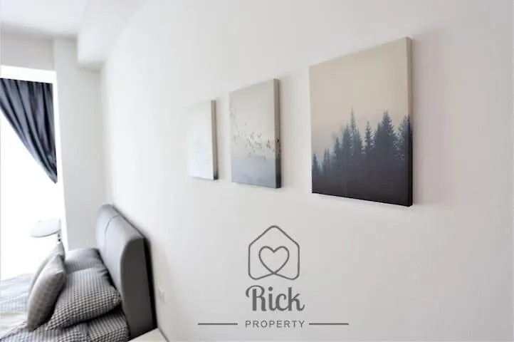 Ss15 Courtyard Subang Jaya Sunway Cozy Modern Studio Google Tv Netflix Lrt 100M #03